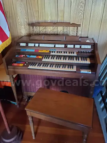 Wurlitzer Centura Pro Orbit III 3 Electronic Organ and Synthesizer and bench