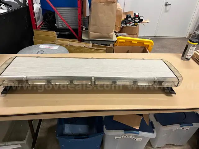 Overhear emergency light bar