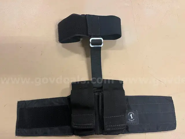 Ankle magazine holder
