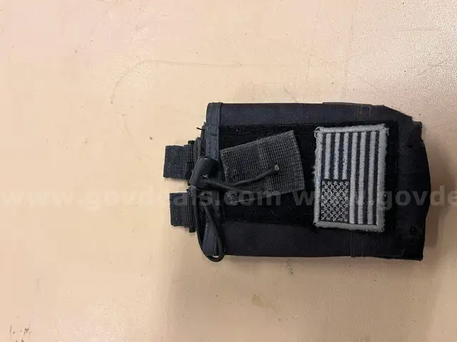 Nylon radio holder