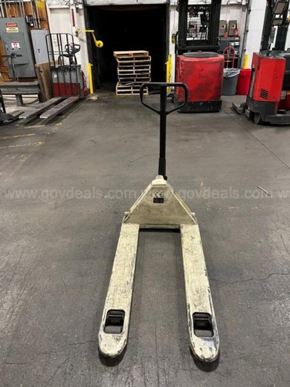 Wesco Pallet Jack | AllSurplus