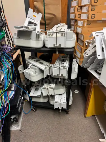 Lot of 12 Epson 585 Projectors