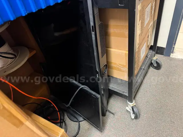 Lot of 4 Assorted TV's