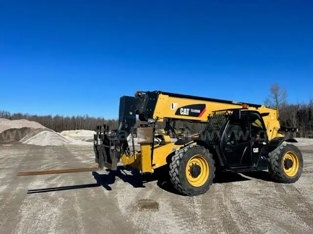2015 Caterpillar TL1255D Rough Terrain Telehandler