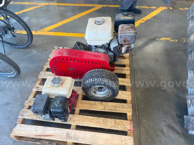 Lot of 1 Pressure Washer and 1 Motor