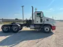 2013 Mack CXU613