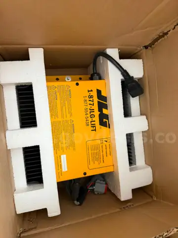 JLG DELTA Q 912-4800-J5 ELECTRIC LIFT CHARGER