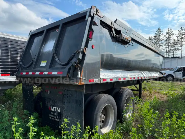 2023 MTM MIDWEST END DUMP TRAILER