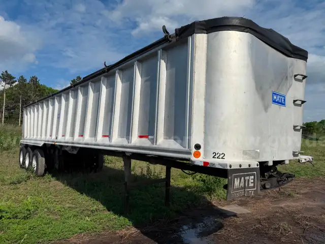 2015 MATE THREE AXLE END DUMP TRAILER
