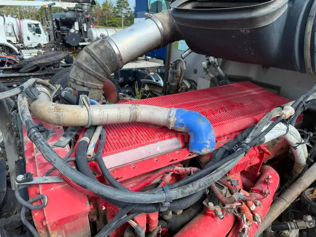 CUMMINS ISX 450 DIESEL ENGINE