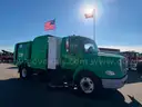 2014 Freightliner M2 112 SCHWARZE A8 TWISTER STREE SWEEPER