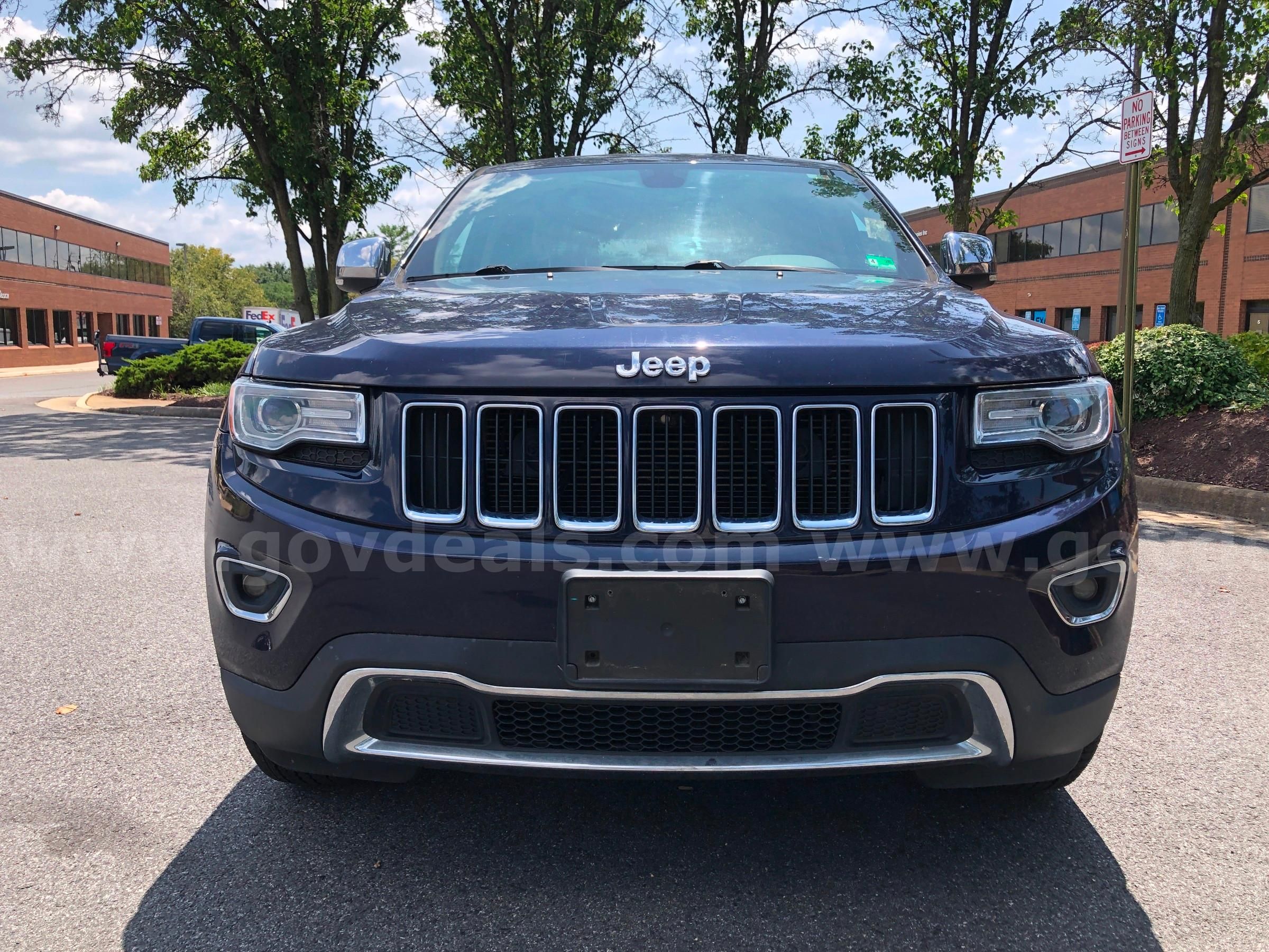 Photo of a 2015 Jeep Grand Cherokee