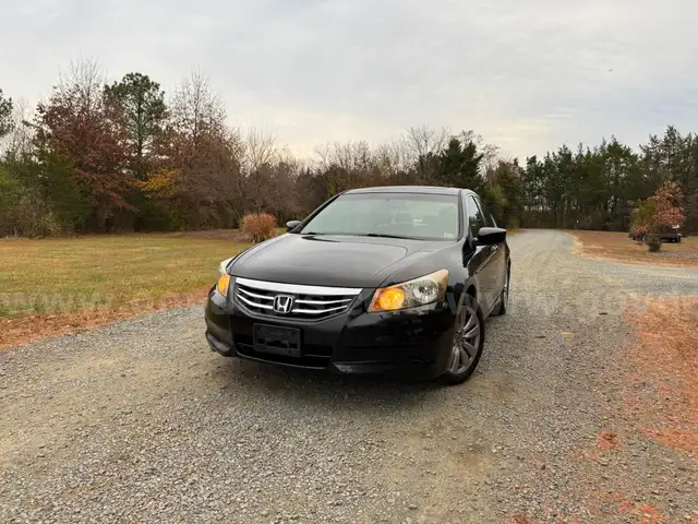 2011 Honda Accord EX-L Sedan AT with Navigation