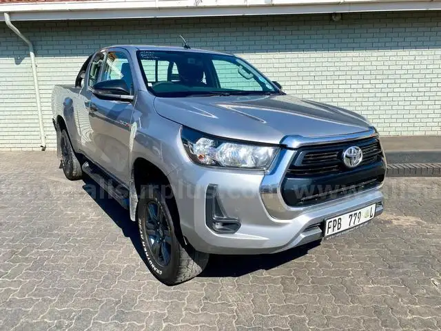 2021 TOYOTA HILUX 2.4 GD-6 RB RAIDER P/U E/CAB | RUNNER | REG NO: JT52MCGP