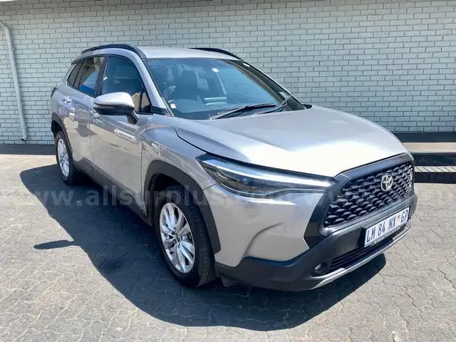 2023 TOYOTA COROLLA CROSS 1.8 XS | RUNNER | REG NO: LM84NXGP