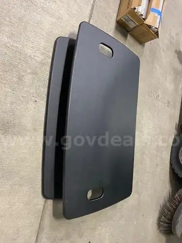 Universal stand up desk