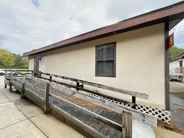 (12830) 1993 Southern Structures Mobile Unit