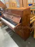 Upright Piano (26-105)