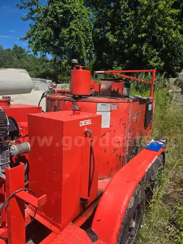 Crafco E-Z Pour crack sealer