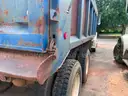 2001 Freightliner FL106