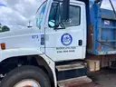 2001 Freightliner FL106