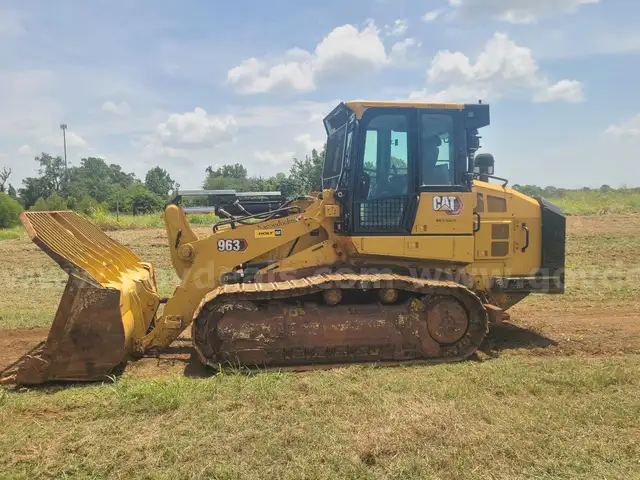 2021 CATERPILLAR 963 WASTE HANDLER TRACK LOADER