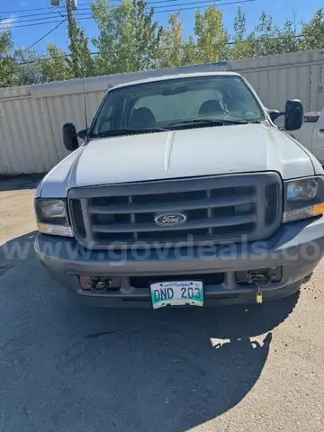 2003 Ford F-350 SD XL Crew Cab Long Bed 2WD - 5.4L V8 SOHC 16V Engine