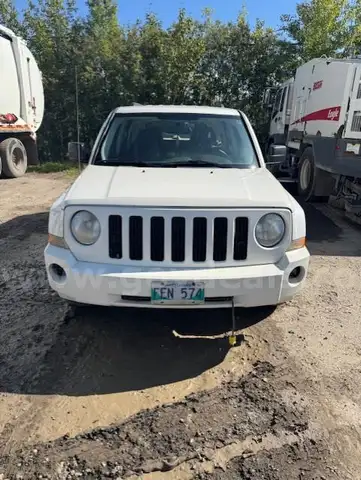 2009 Jeep Patriot SPORT UTILITY 4-DR, - 2.4L L4 DOHC 16V Engine