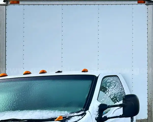 2003 Ford F-350 SD Box Truck - 7.3L V8 OHV 16V TURBO DIESEL ENGINE