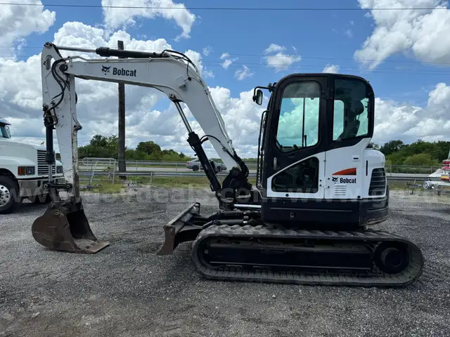 2016 Bobcat E85