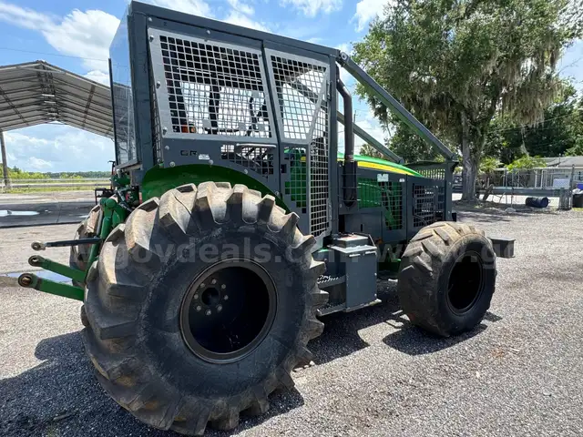 2014 John Deere 5100M Tractor