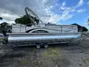 2006 STARCRAFT MARINE TRITOON