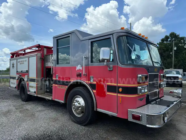 2006 Pierce  Custom Contender Fire Truck