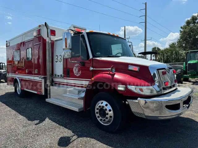 2009 International 4300 Durastar Ambulance