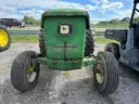 John Deere 830