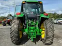 2012 John Deere 7230