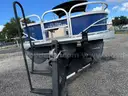 2017 SunTracker 22 XP3 Tritoon