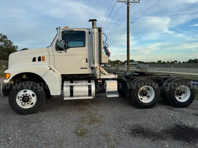 2006 Sterling L9500 Truck - Super Low Miles