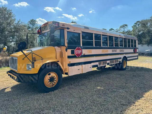 2003 Freightliner FS65 School Bus