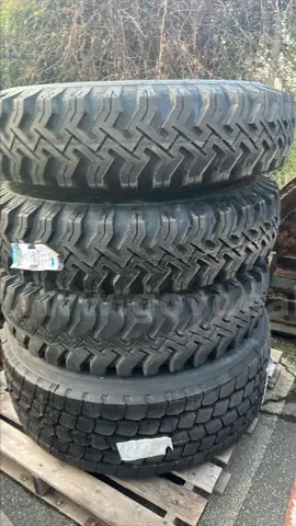 Tire pallet