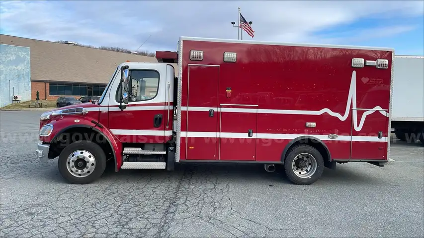 2018 Freightliner M2