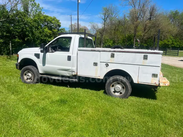 2008 Ford F-350 SD XL 4WD