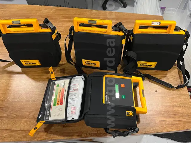 Lot of 4 Lifepack 500 AED