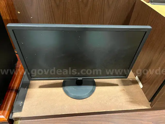 Lot of 2 Flatscreen Monitors