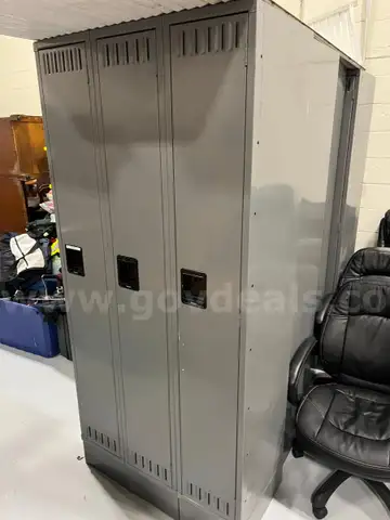 Lockers 36" x 78"