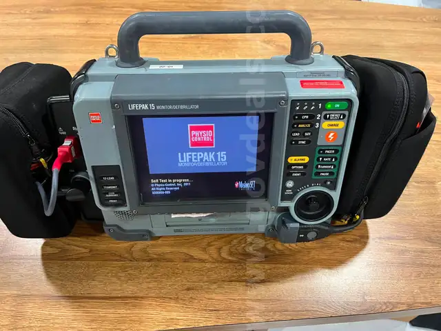 Lifepack 15 with 2 Batteries SPO2, ECG, Bluetooth