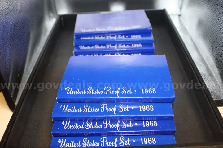 Lot of (8) US MINT SETS