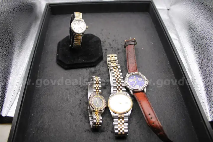 Lot of (4) Watches &#x26; (5) US Coins