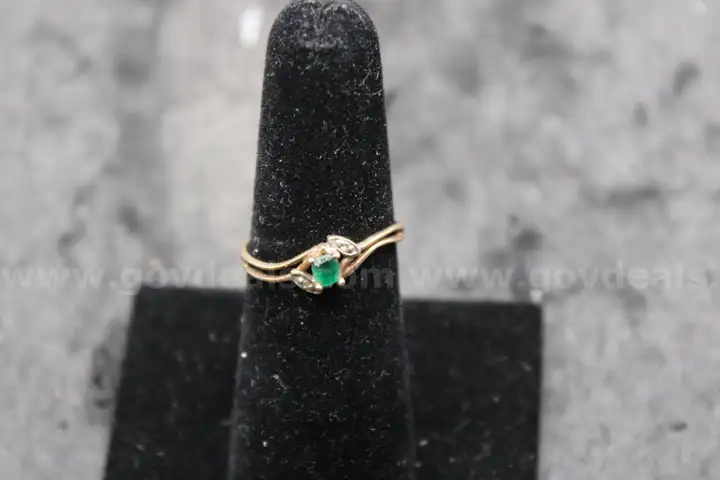Lot of (2) Rings