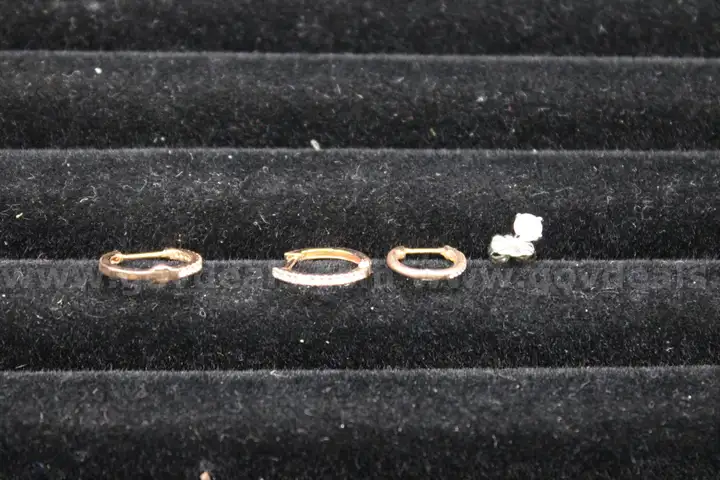 Lot of (4) Single Earrings &#x26; (2) Rings